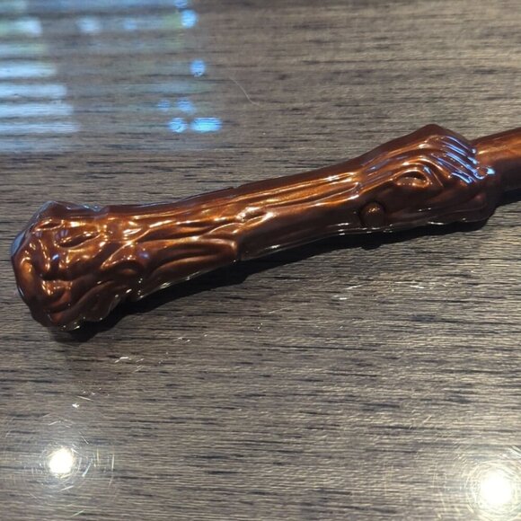 Harry Potter Brown Magic Light Up Musical Wand - New - Picture 2 of 3